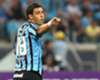 Giuliano admite que conversará com médicos do Grêmio para definir se segue atuando no sacrifício