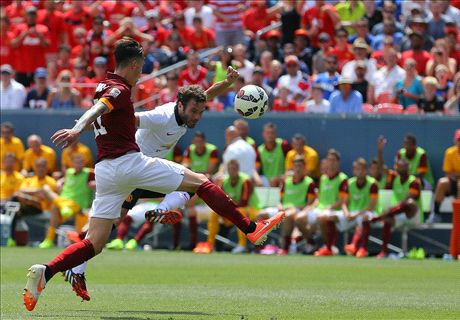 Man Utd 3-2 Roma: Rooney on target