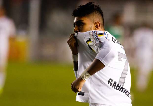 Santos 3 x 0 Chapecoense: Thiago Ribeira volta após dois meses e brilha na vitória do Peixe