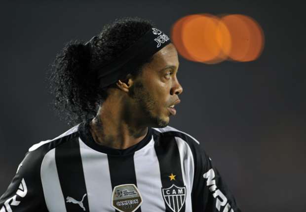 Ronaldinho rescinde com o Atlético-MG e se despede do clube