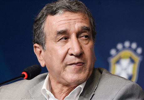 Carlos Alberto hits back at Dunga