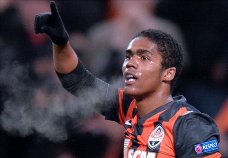 Douglas Costa: A dream to join Chelsea