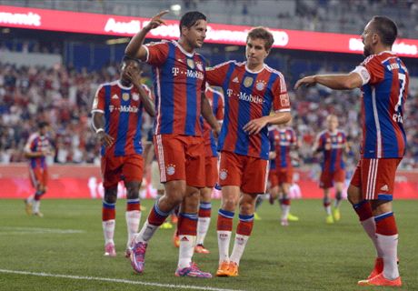 Pizarro scores in Bayern win