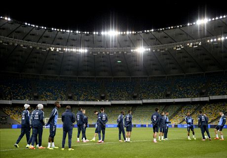 Uefa to investigate CL crowd trouble