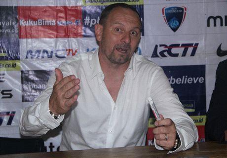 Dejan Sasar Pemain Persik & Persiwa