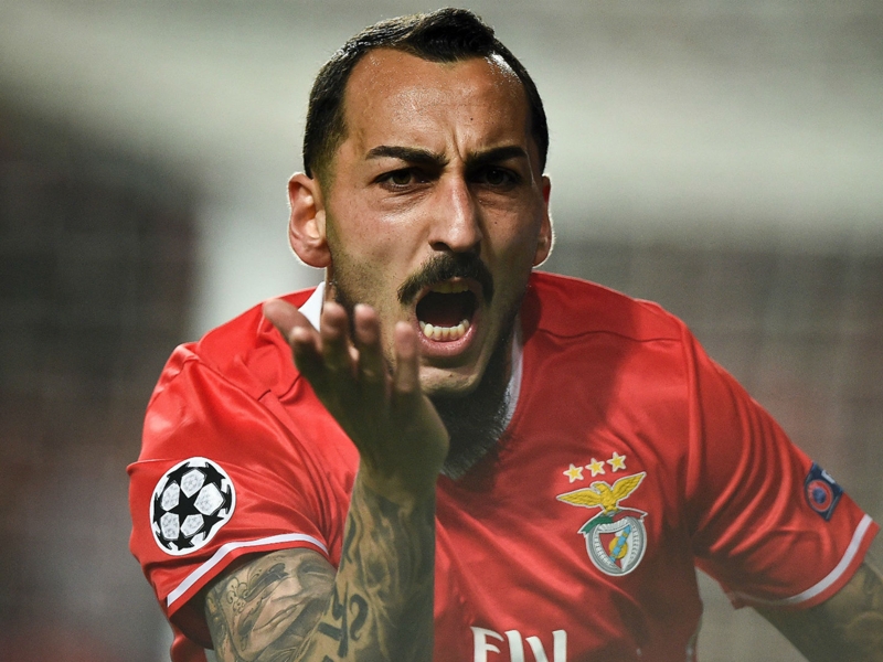 VIDEO: Mitroglou finishes off stunning Benfica team move