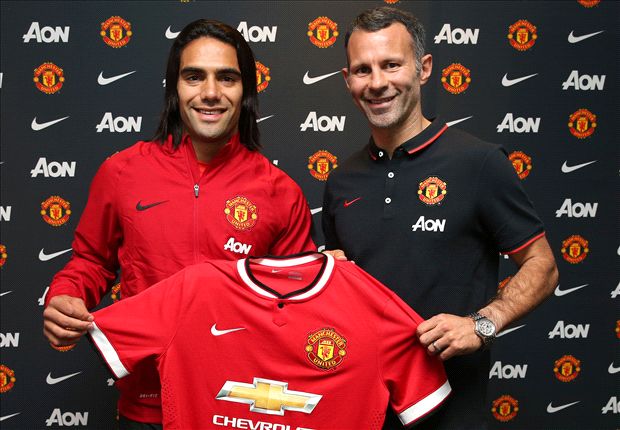 Radamel Falcao, un clavo ardiendo para el Manchester United 