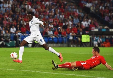 Rooney: Fast counter attack key