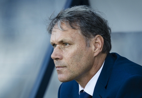 AZ, Van Basten pourrait démissionner