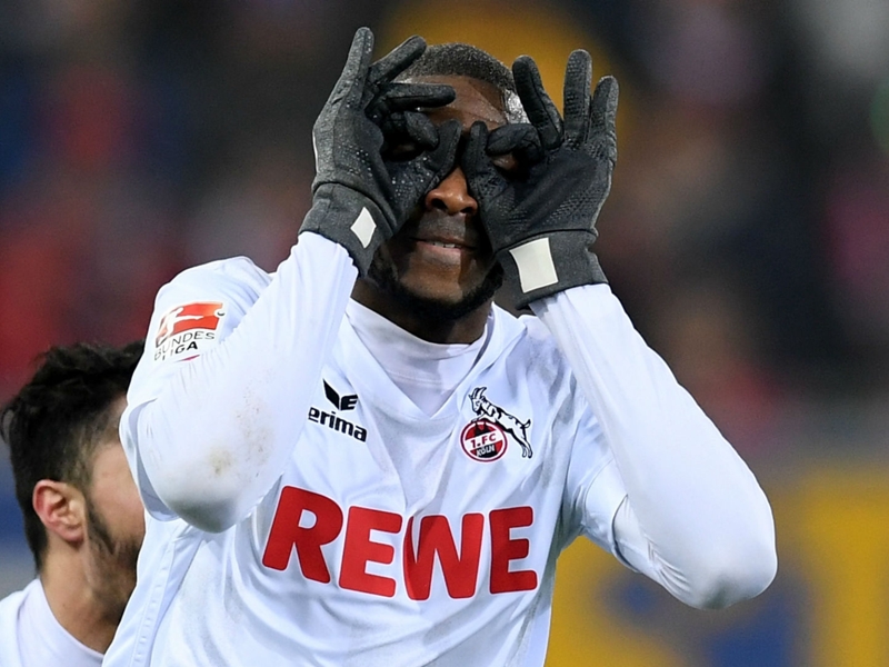 Chine, Modeste réclame une fortune à son club de Tianjin