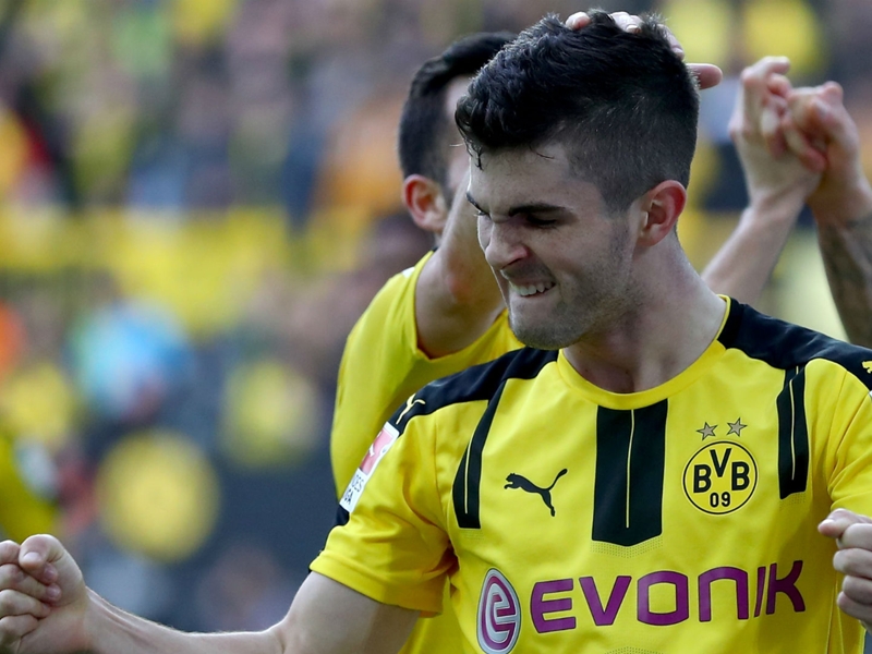 U.S. coach Arena was in contact with Pulisic during Dortmund explosion