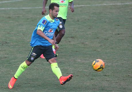 Ribeiro reveals Man Utd and Milan talks