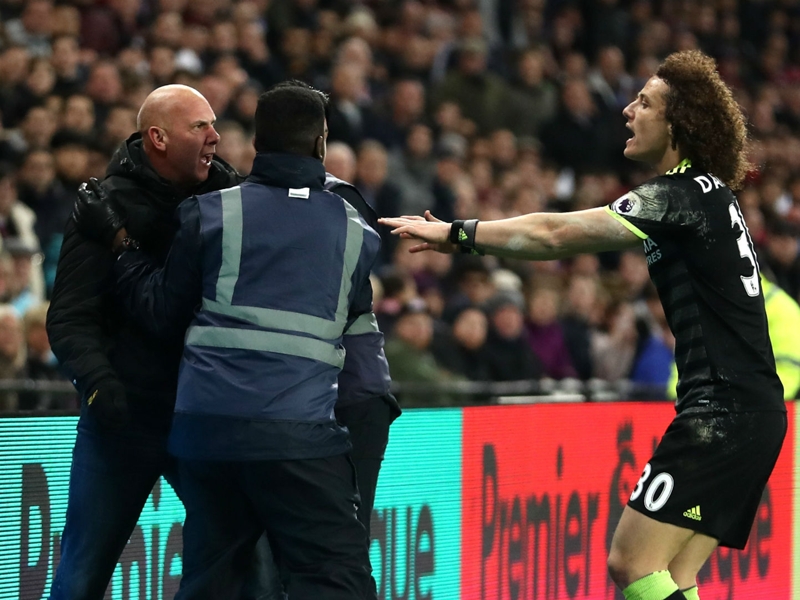 West Ham fan attacks Chelsea players after goal
