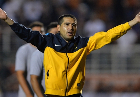 Riquelme Putuskan Gantung Sepatu