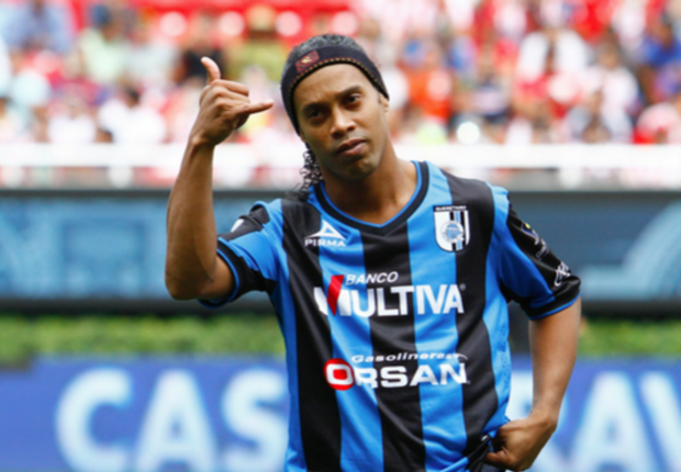 Ronaldinho no se irá de Querétaro.