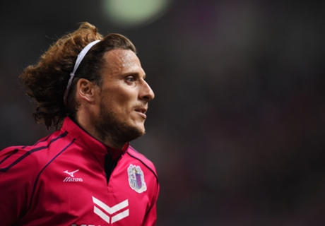 Forlán estaría cerca de Sudamérica