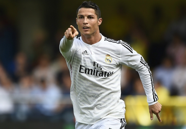 Real Madrid tell Ronaldo: Manchester United move is not happening