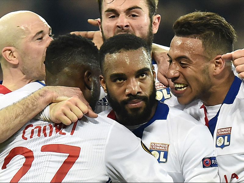 LIVE: Besiktas vs Lyon