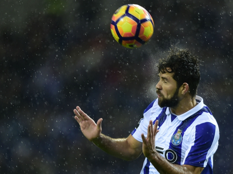Miranda, Marquinhos, Thiago Silva and... Felipe? Porto man eyes World Cup role