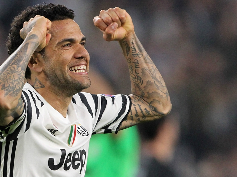 Barcelona 'egos' would not allow Dani Alves to return to Camp Nou