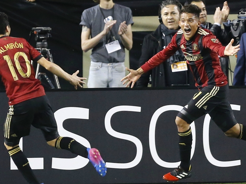 MLS Review: Destructive Atlanta crushes the Fire, Minnesota claims first point