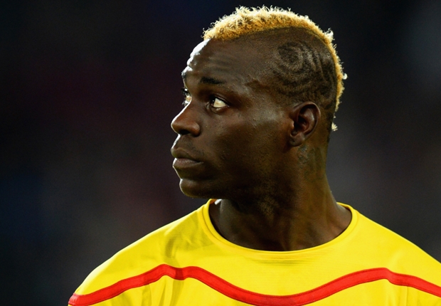 Balotelli misses out on Italy squad but Pelle gets first call-up