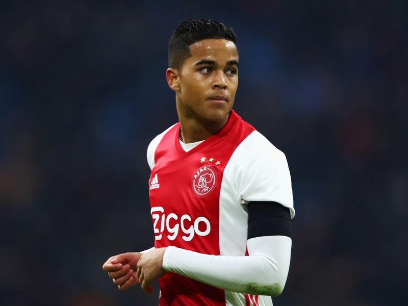 L'Ajax Amsterdam souhaite prolonger Justin Kluivert