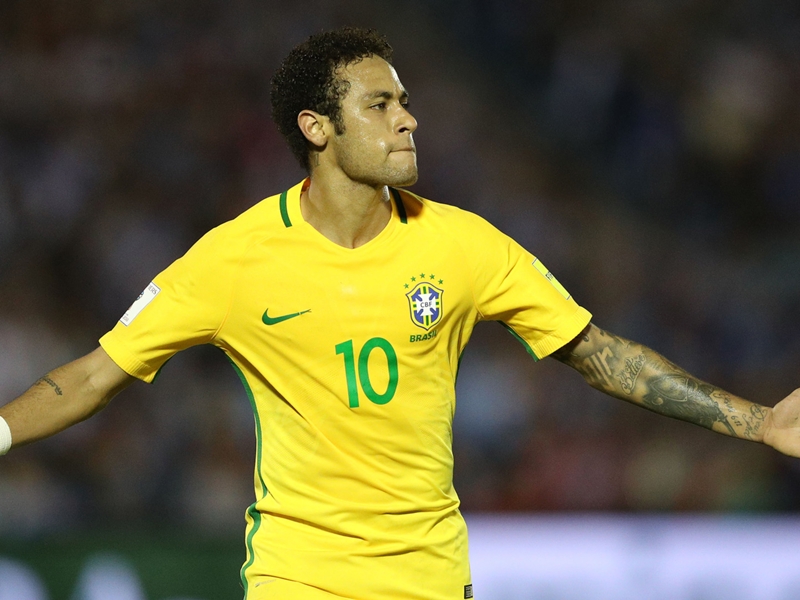 Brésil, Neymar peut déjà dépasser Pelé