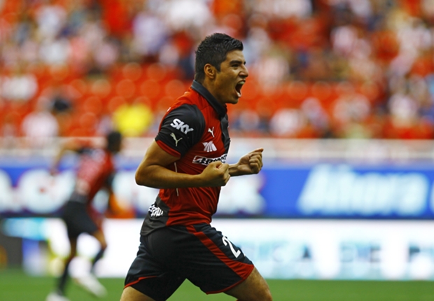 Enrique Pérez se llevó las palmas en el Clásico Tapatío