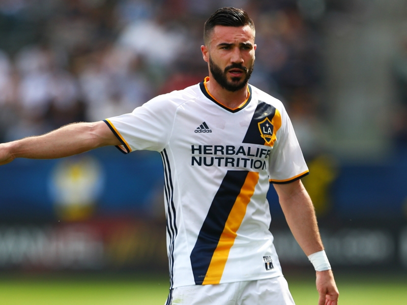 Mercato - Alessandrini confirme l'intérêt de Parme et fait le point sur son avenir Mercato - Alessandrini confirme l'intérêt de Parme et fait le point sur son avenir
