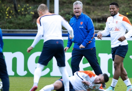 Hiddink demands Netherlands style