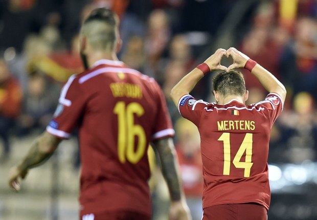 Belgium 6-0 Andorra: De Bruyne and Mertens bag doubles in record-equalling win