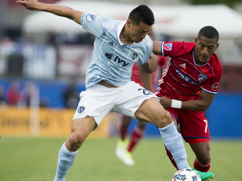 Carlos Gruezo a star for FC Dallas, whether he likes it or not