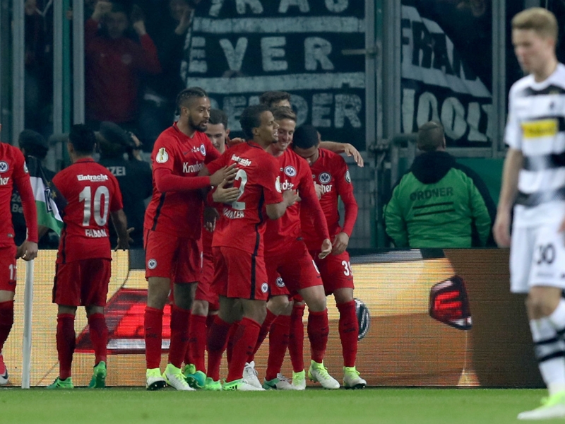 Borussia Monchengladbach 1 Eintracht Frankfurt 1 (aet, 6-7 pens): Hradecky and Hrgota heroes