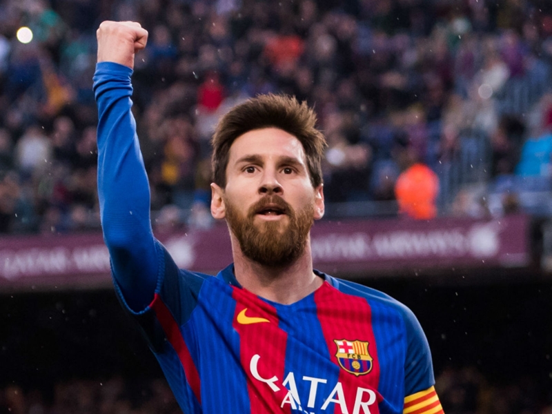 Alcacer honoured to play alongside 'unique' Messi