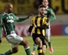 Felipe Melo e três gringos são punidos de forma provisória por briga na Libertadores