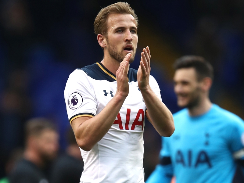 Kane eager to put pressure on Chelsea