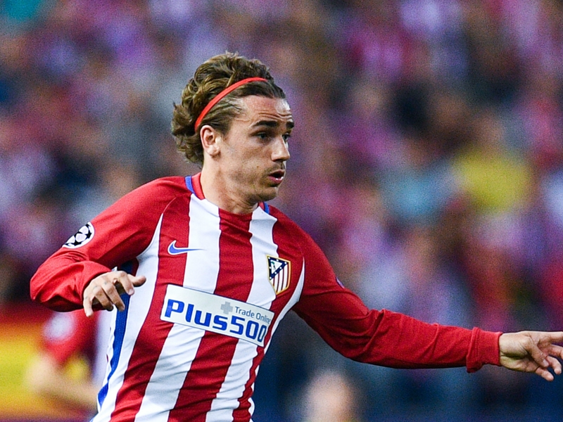 Giggs not convinced Man Utd is done with Griezmann chase