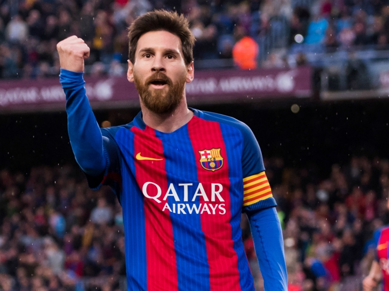 Ronaldo, Ronaldinho, Messi and the players Wenger could have signed for Arsenal