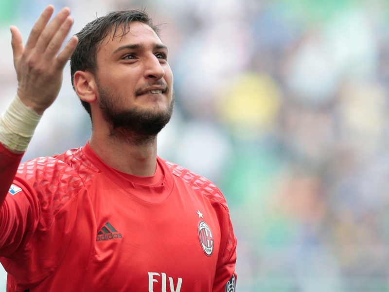 'Juve should sign Donnarumma and loan him out' - Casillas sees Milan star as Buffon successor