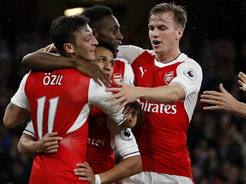 Ozil's record-setting night and the stats that show how one-sided Arsenal's win over Sunderland was
