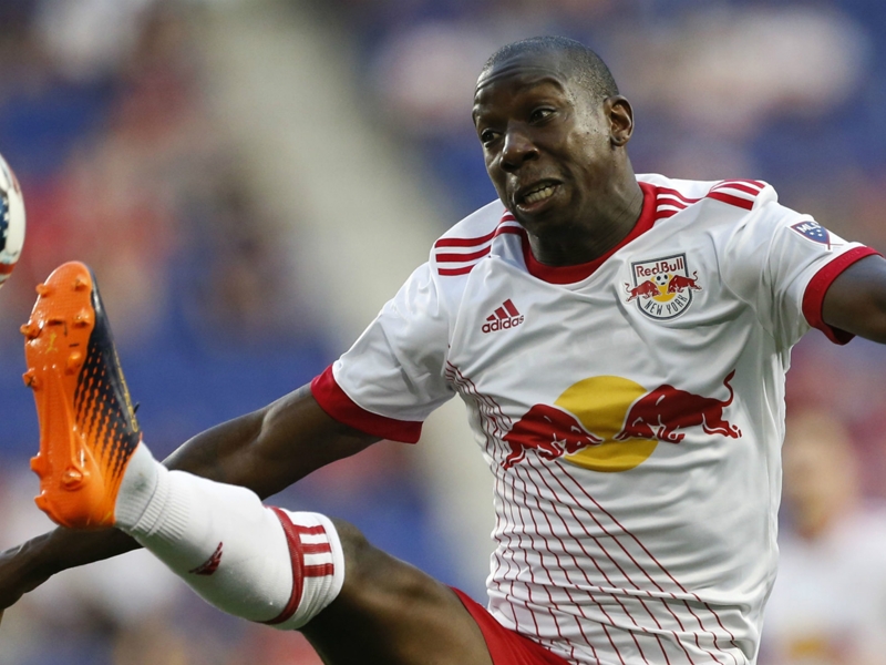 VIDEO: Wright-Phillips scores overhead goal against Toronto