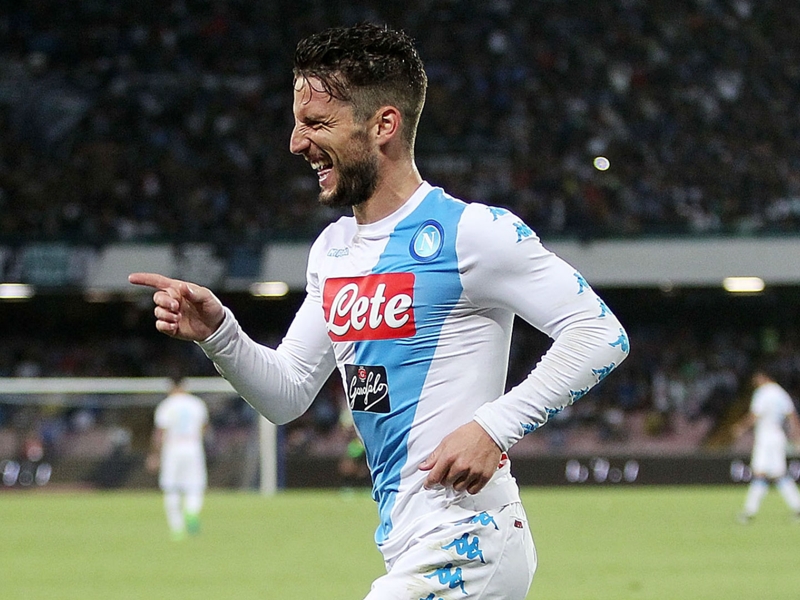 Napoli 4 Fiorentina 1: Mertens brace paves the way for new record points tally
