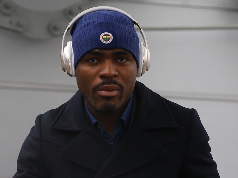 Emmanuel Emenike joins Oghenekaro Etebo on loan at Las Palmas