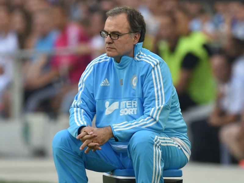 Bielsa promises attacking football in Lille unveiling