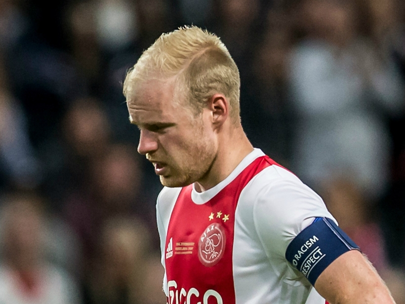 Everton complete deal for Ajax's Davy Klaassen
