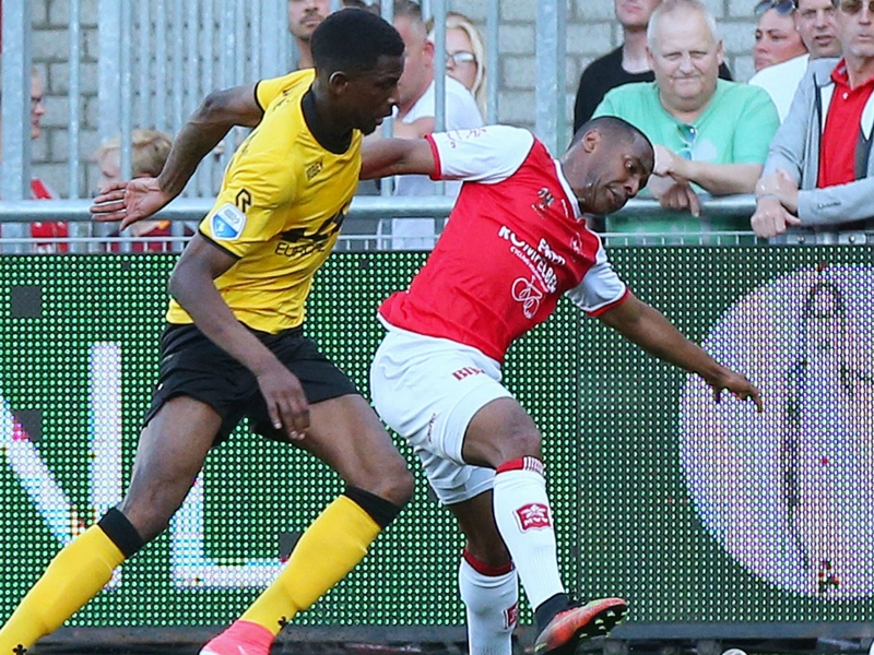 Dutch relegation playoff halted by crowd trouble
