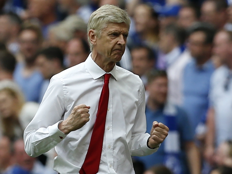 Arsenal could finish mid-table next season, says Tony Adams