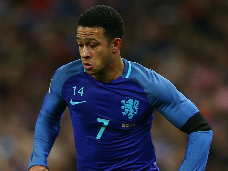 Morocco 1 Netherlands 2: Promes and Depay shine as 10-man visitors hold on