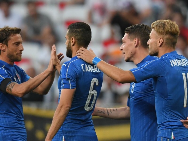 Italy 3 Uruguay 0: Hapless Gimenez hands Azzurri victory
